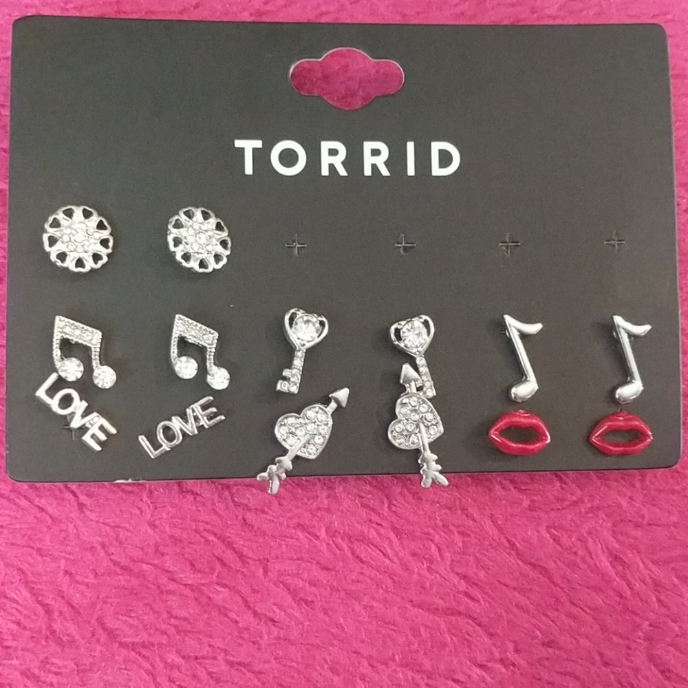 Silver earrings - Picture 2 of 3